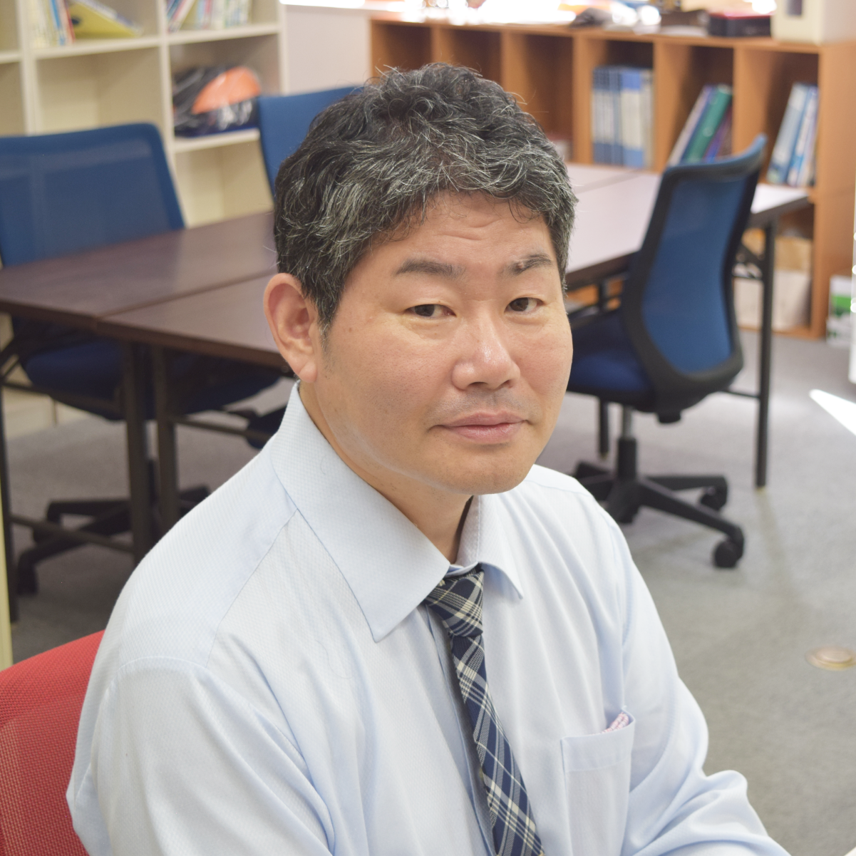 青野先生